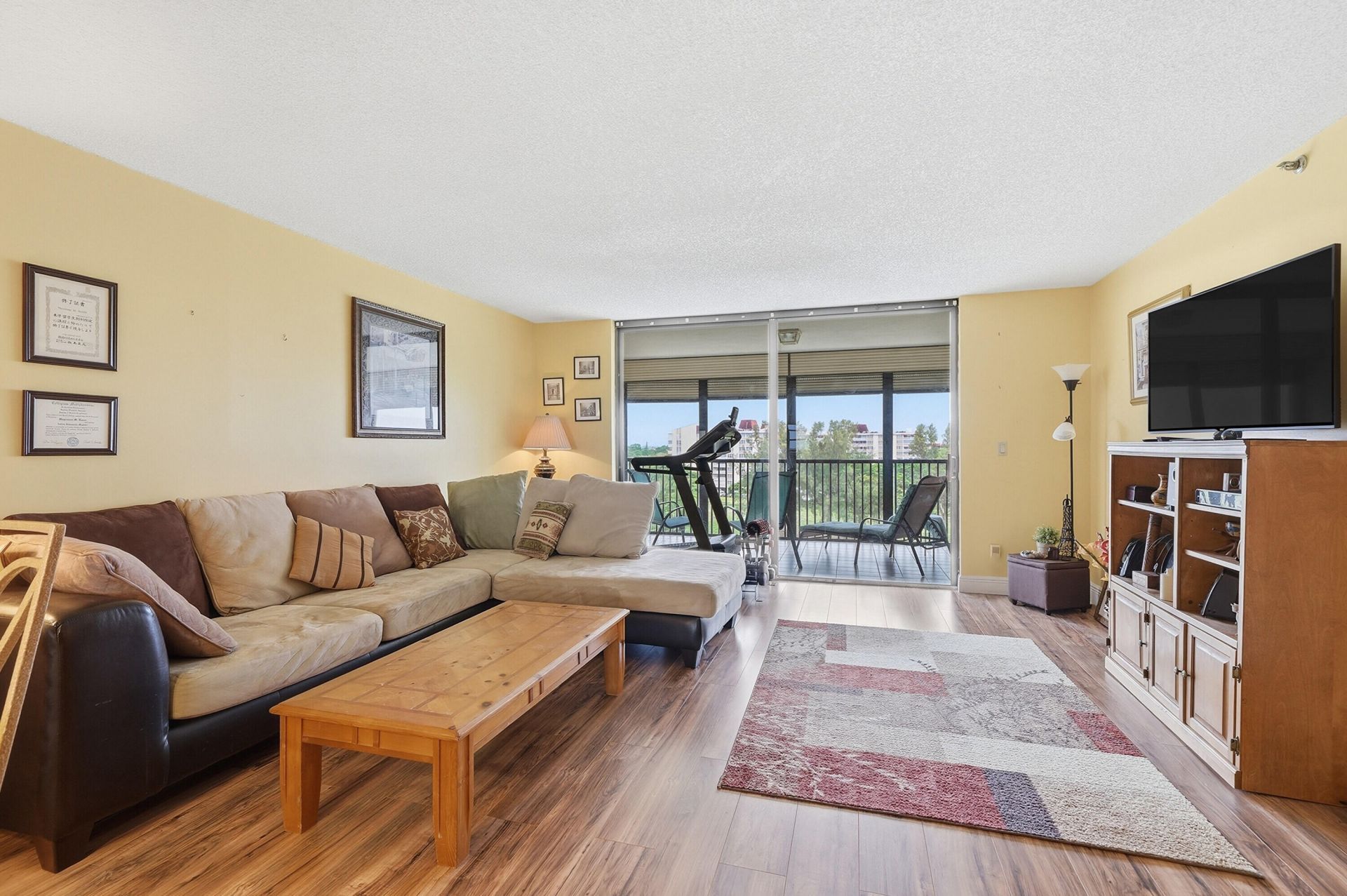 7050 NW 44th Street, Unit 705, Lauderhill, FL 33319 Photo