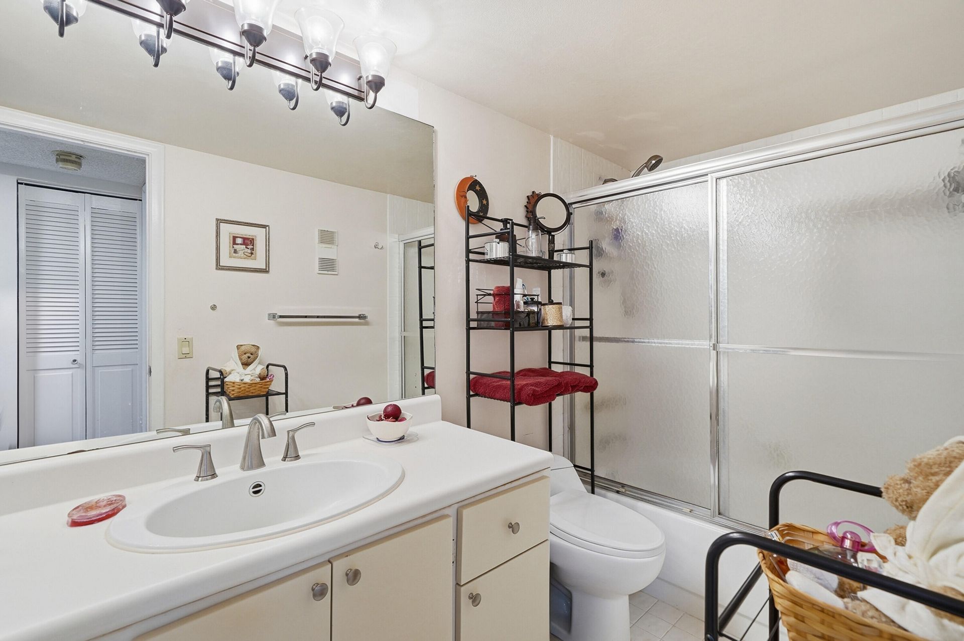 7050 NW 44th Street, Unit 705, Lauderhill, FL 33319 Photo