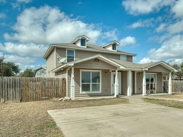104 Castleberry CT, Unit A, Bertram, TX 78605