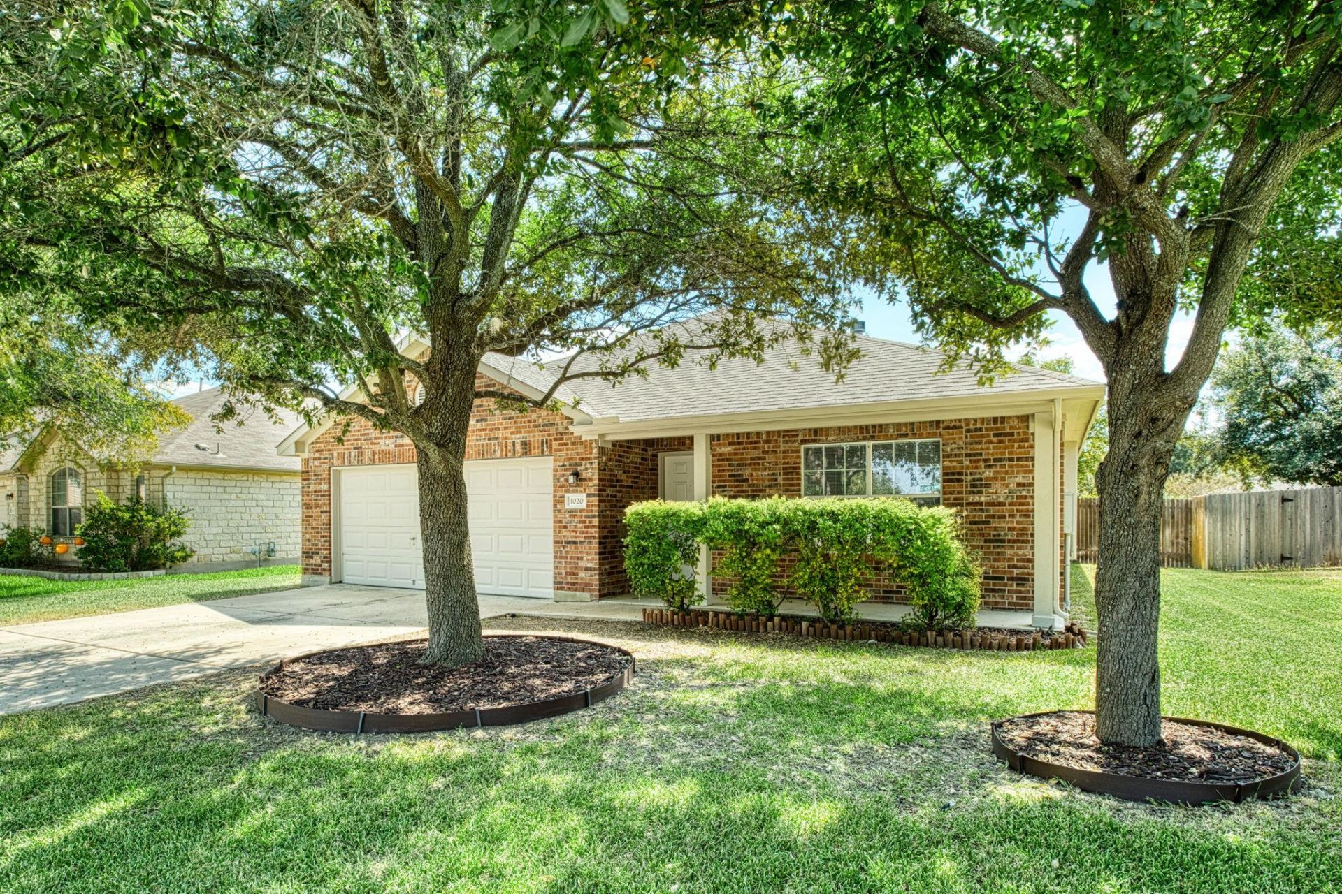 1020 Downridge Dr, Leander, TX 78641 Main Photo
