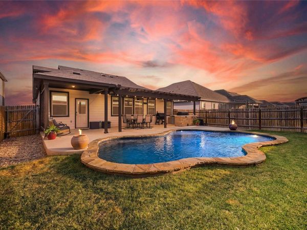 200 Capstone RD, Liberty Hill, TX 78642