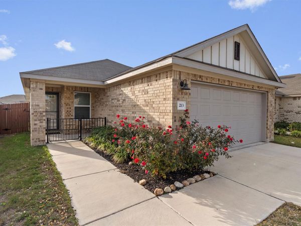 213 Wild Spur LN, Liberty Hill, TX 78642