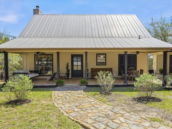 10605 Lake Beach DR, Dripping Springs, TX 78620