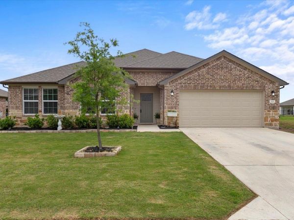 109 Sandpiper DR, Bastrop, TX 78602