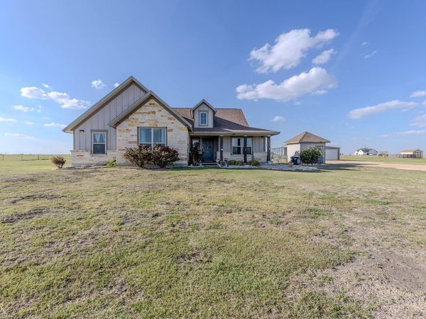 4846 County Road 327 RD, Granger, TX 76530