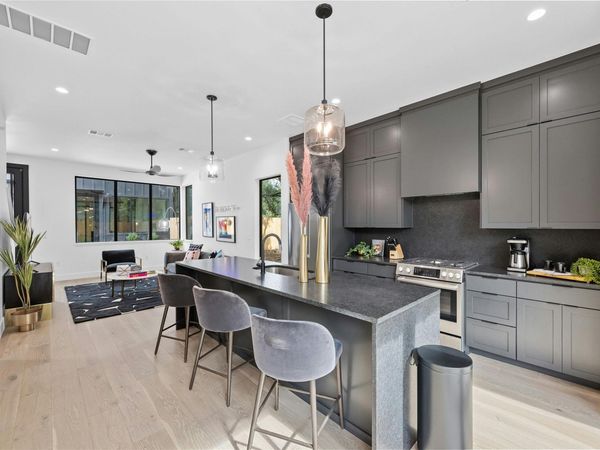 2008 Gathright CV, Unit B, Austin, TX 78704