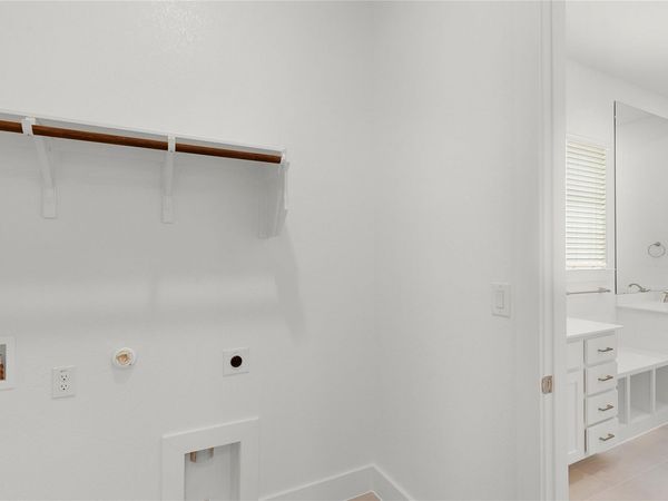 1144 Stonehill DR, Georgetown, TX 78633