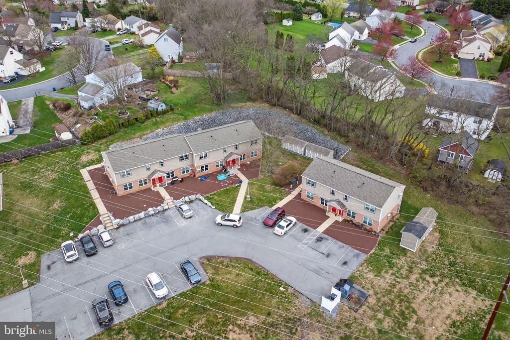 196 STONE HOUSE LANE , COLUMBIA, PA 17512