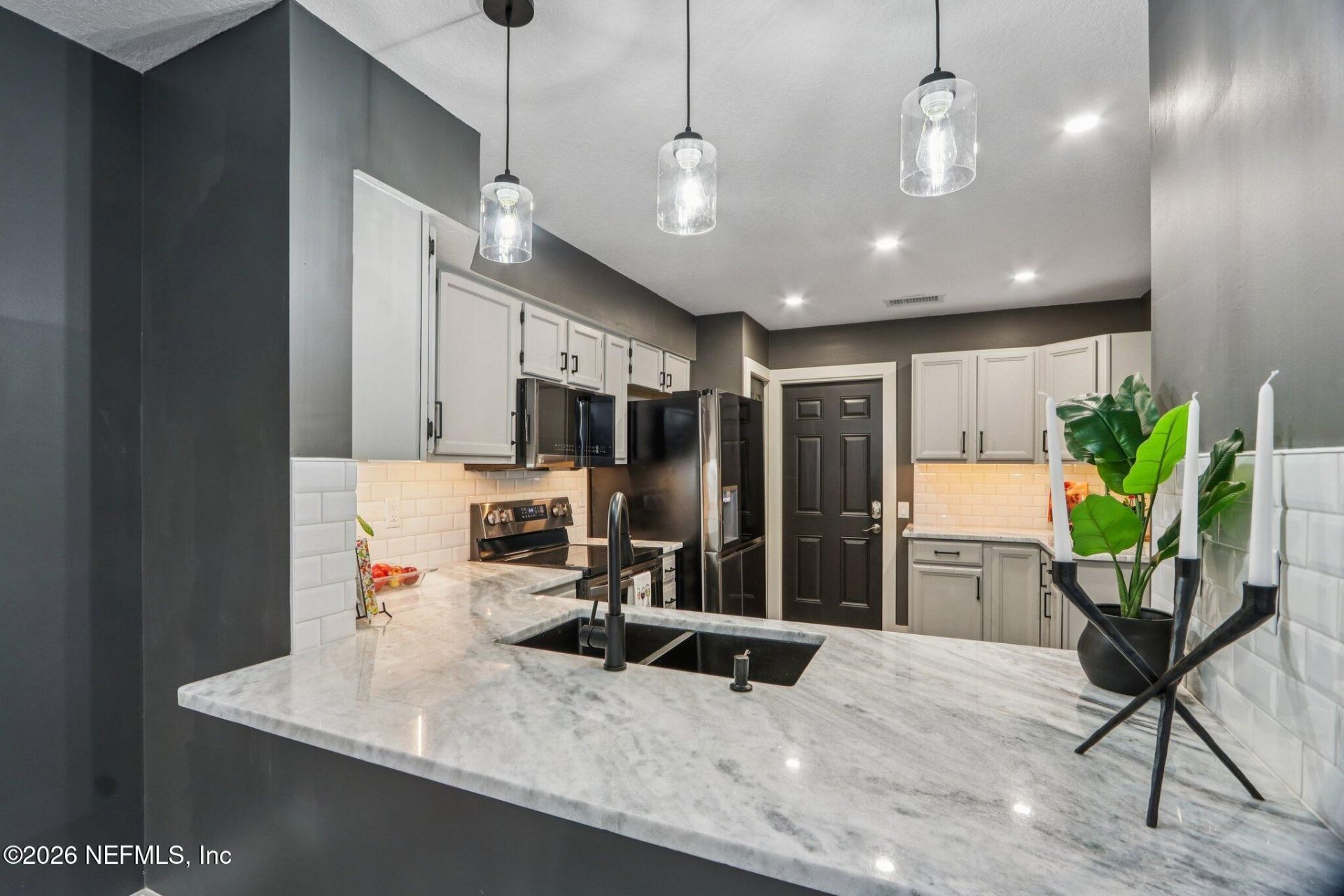 363 Sherry Drive, Atlantic Beach, FL 32233 Photo