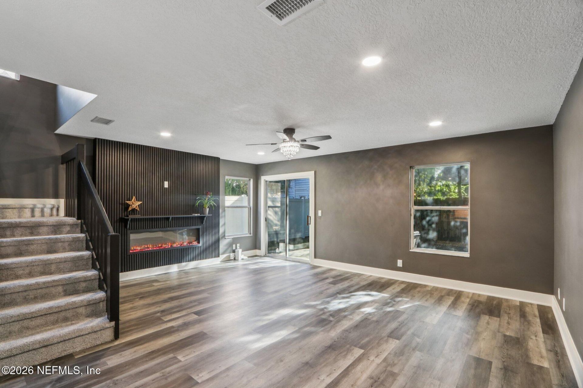 363 Sherry Drive, Atlantic Beach, FL 32233 Photo