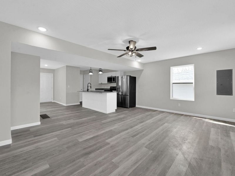 141 Hayward Avenue, Circleville, OH 43113 Photo 6