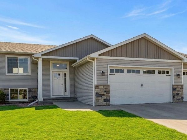 94 5th Avenue SE, Kasson, MN 55944