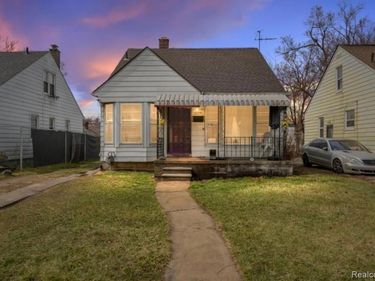 10023 Artesian , Detroit, MI 48228