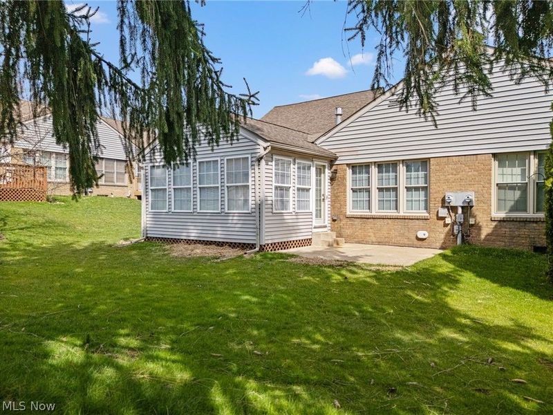 114 Ledbury Circle NE, Canton, OH 44721 Photo 28