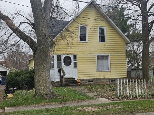 136 N Berkley Street, Kalamazoo, MI 49006