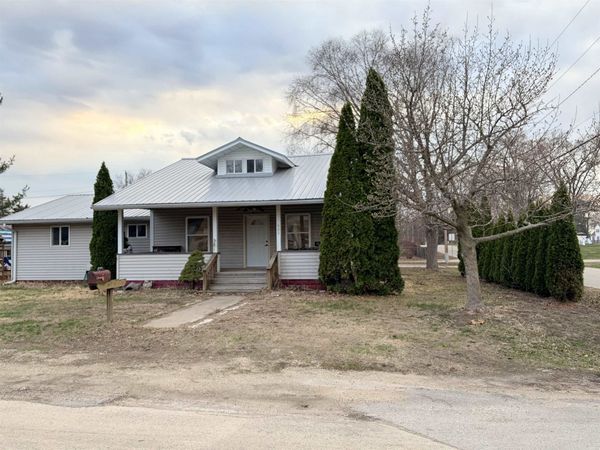 603 Iris Street, SAVANNA, IL 61074