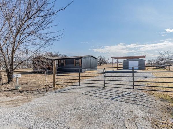 111 County Road 1303, Bridgeport, TX 76426