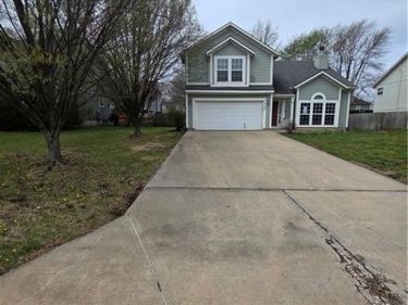 21793 S Lincoln Terrace, Spring Hill, KS 66083