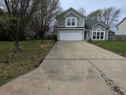 21793 S Lincoln Terrace Spring Hill, KS 66083