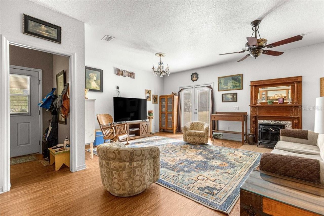 6025 NE 19th Court, Ocala, FL 34479 Photo