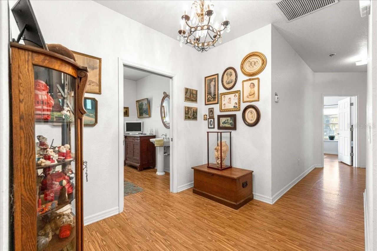 6025 NE 19th Court, Ocala, FL 34479 Photo