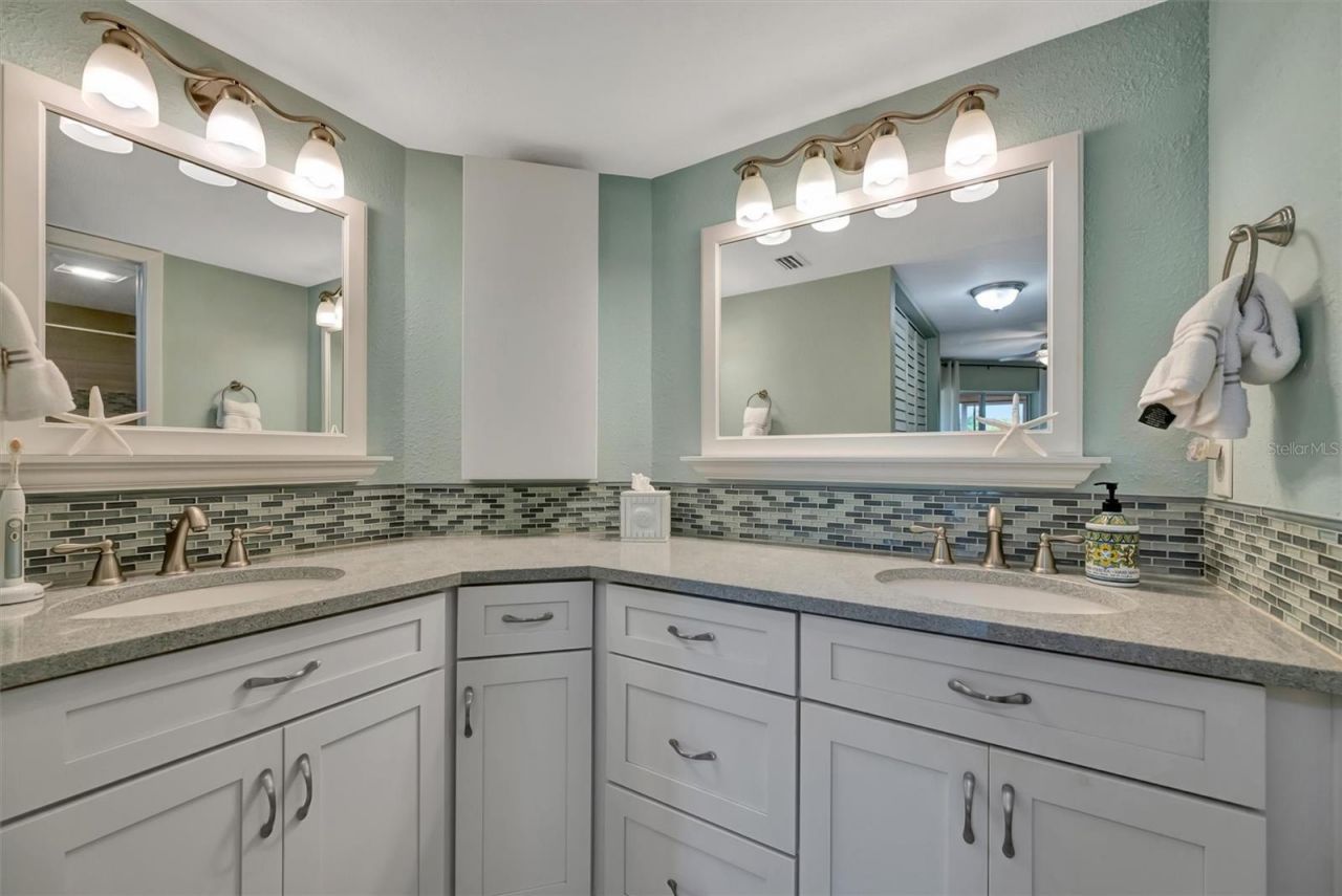 634 Estuary Drive, Unit 634, Bradenton, FL 34209 Photo