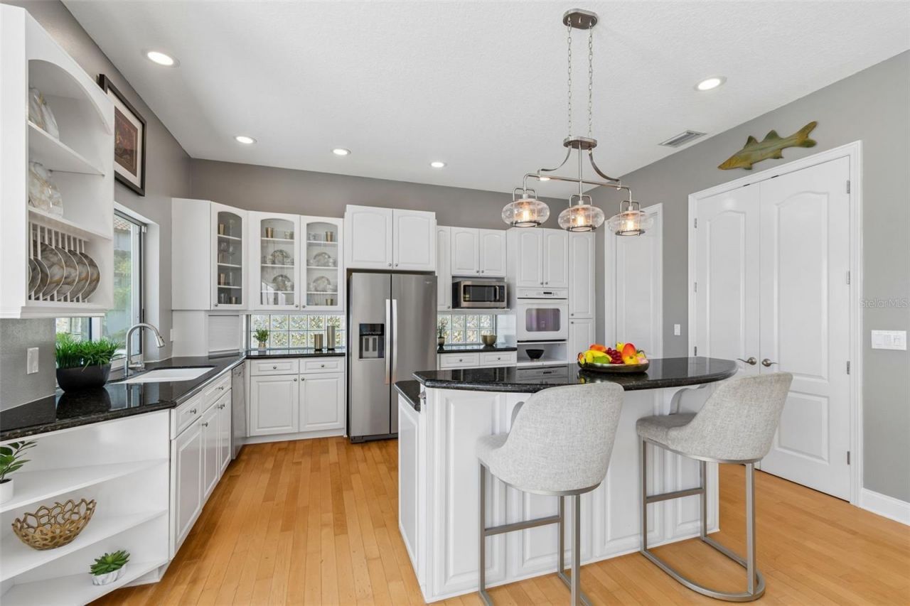 874 Bay Point Drive, Madeira Beach, FL 33708 Photo