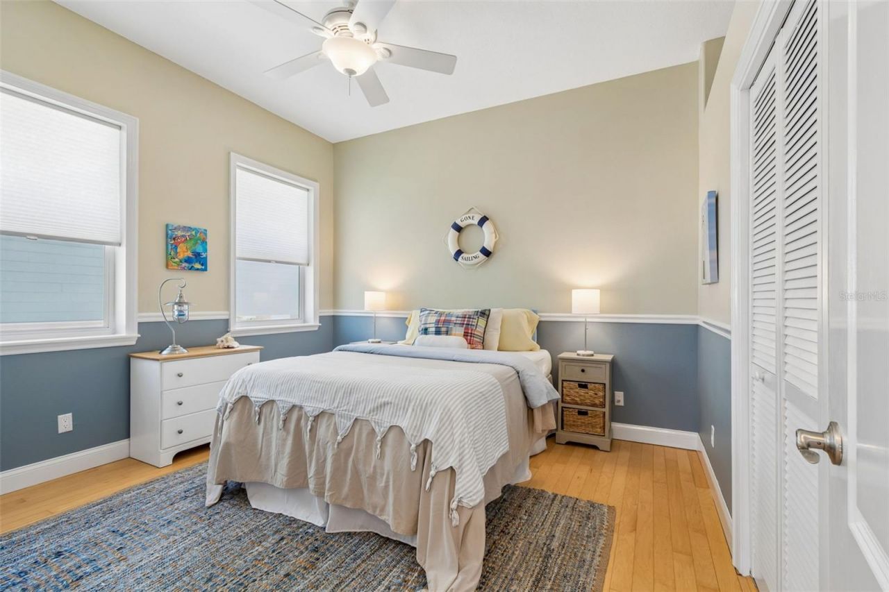 874 Bay Point Drive, Madeira Beach, FL 33708 Photo