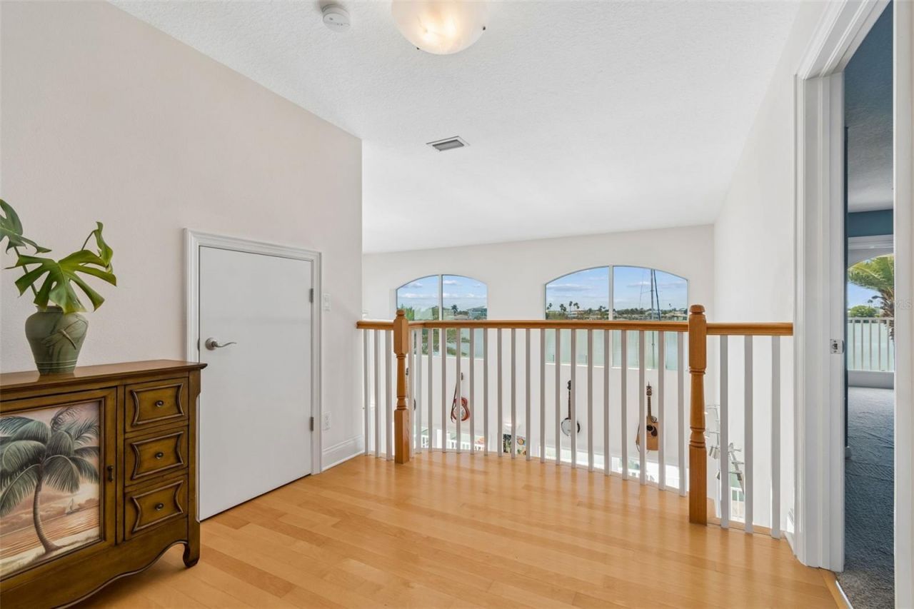 874 Bay Point Drive, Madeira Beach, FL 33708 Photo