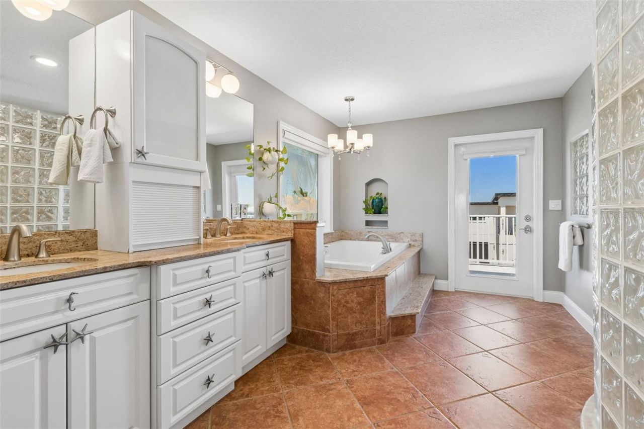 874 Bay Point Drive, Madeira Beach, FL 33708 Photo