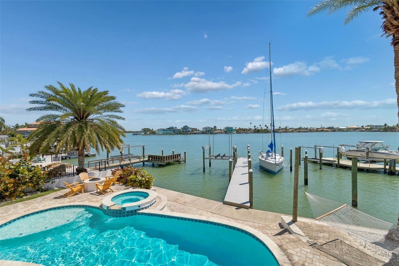 874 Bay Point Drive, Madeira Beach, FL 33708 Photo