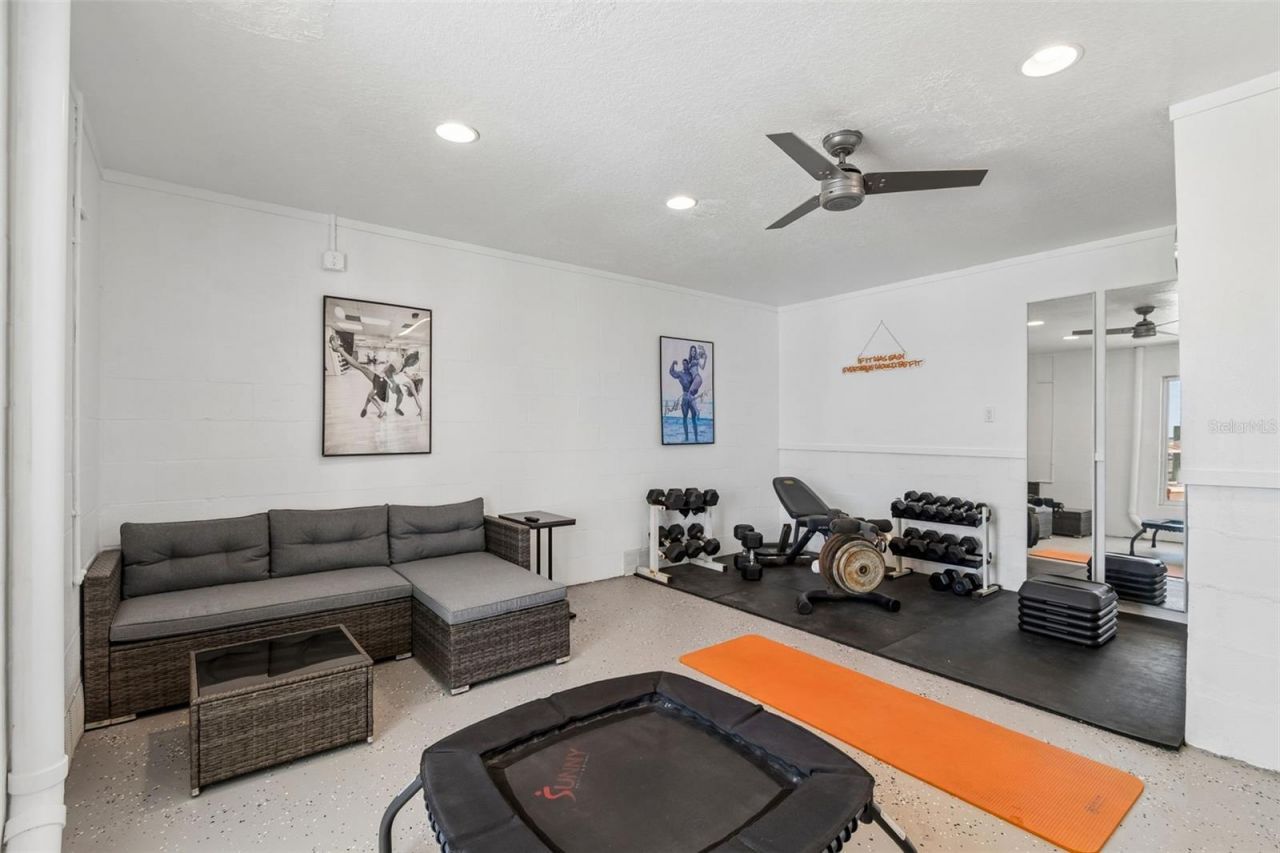 874 Bay Point Drive, Madeira Beach, FL 33708 Photo