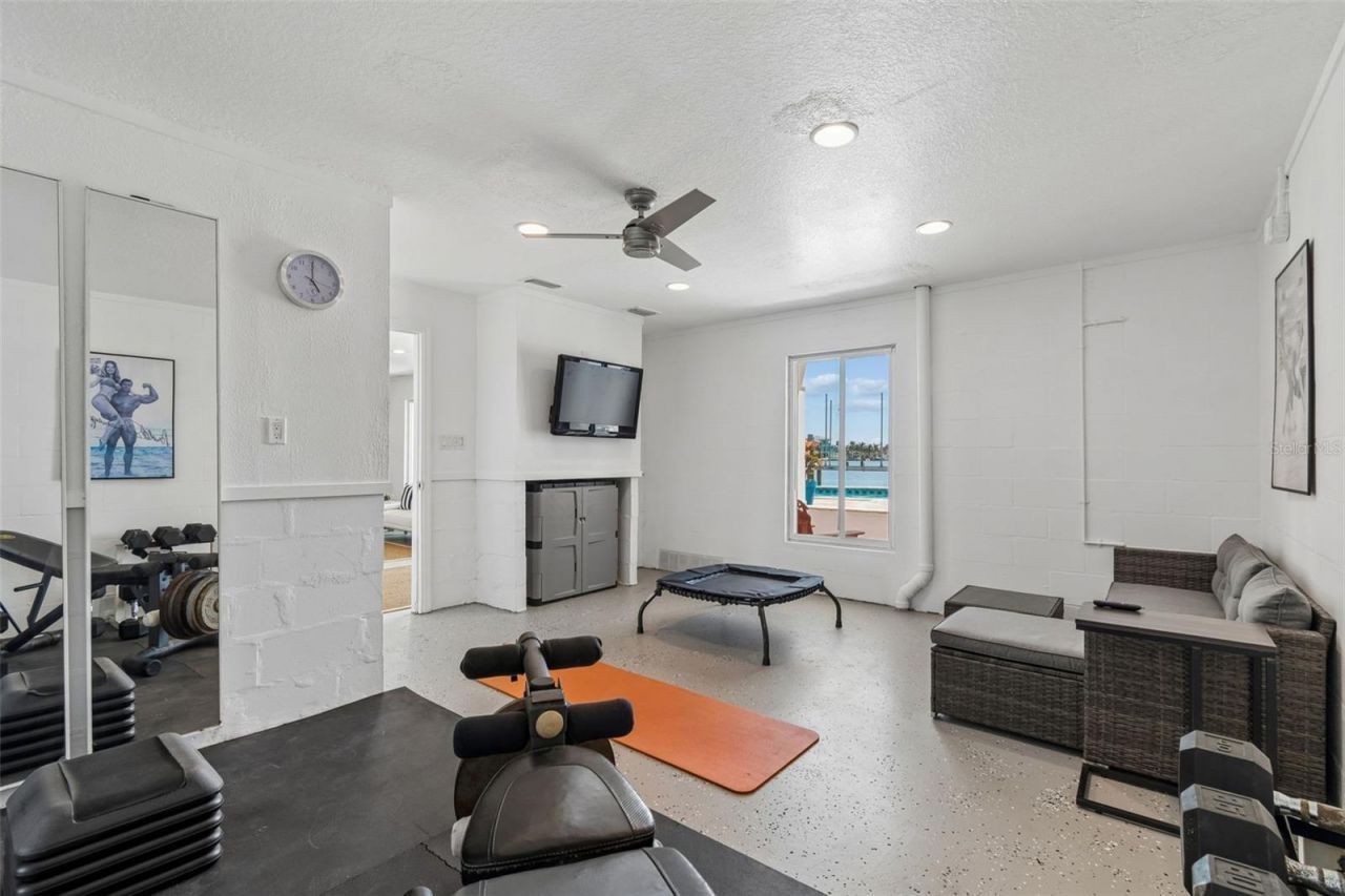 874 Bay Point Drive, Madeira Beach, FL 33708 Photo