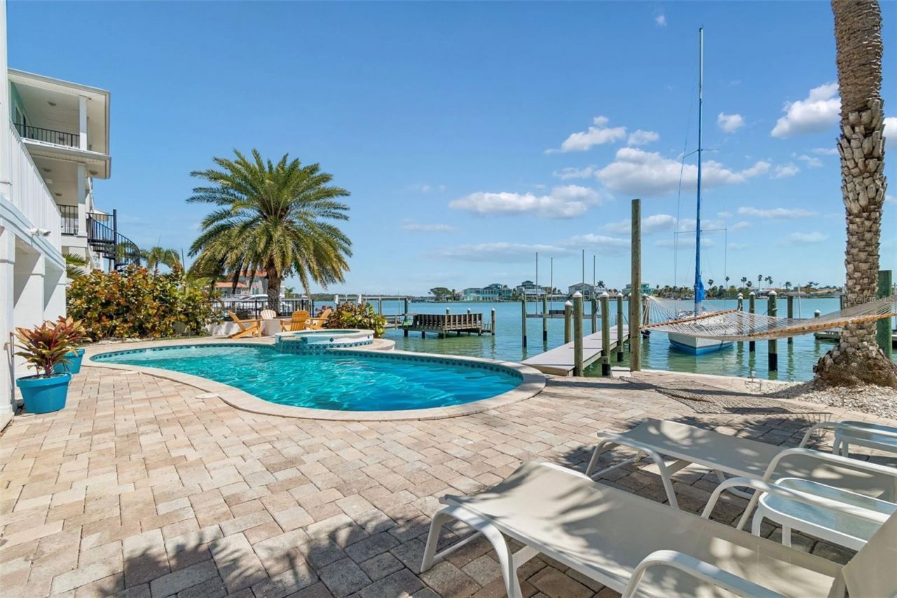 874 Bay Point Drive, Madeira Beach, FL 33708 Photo