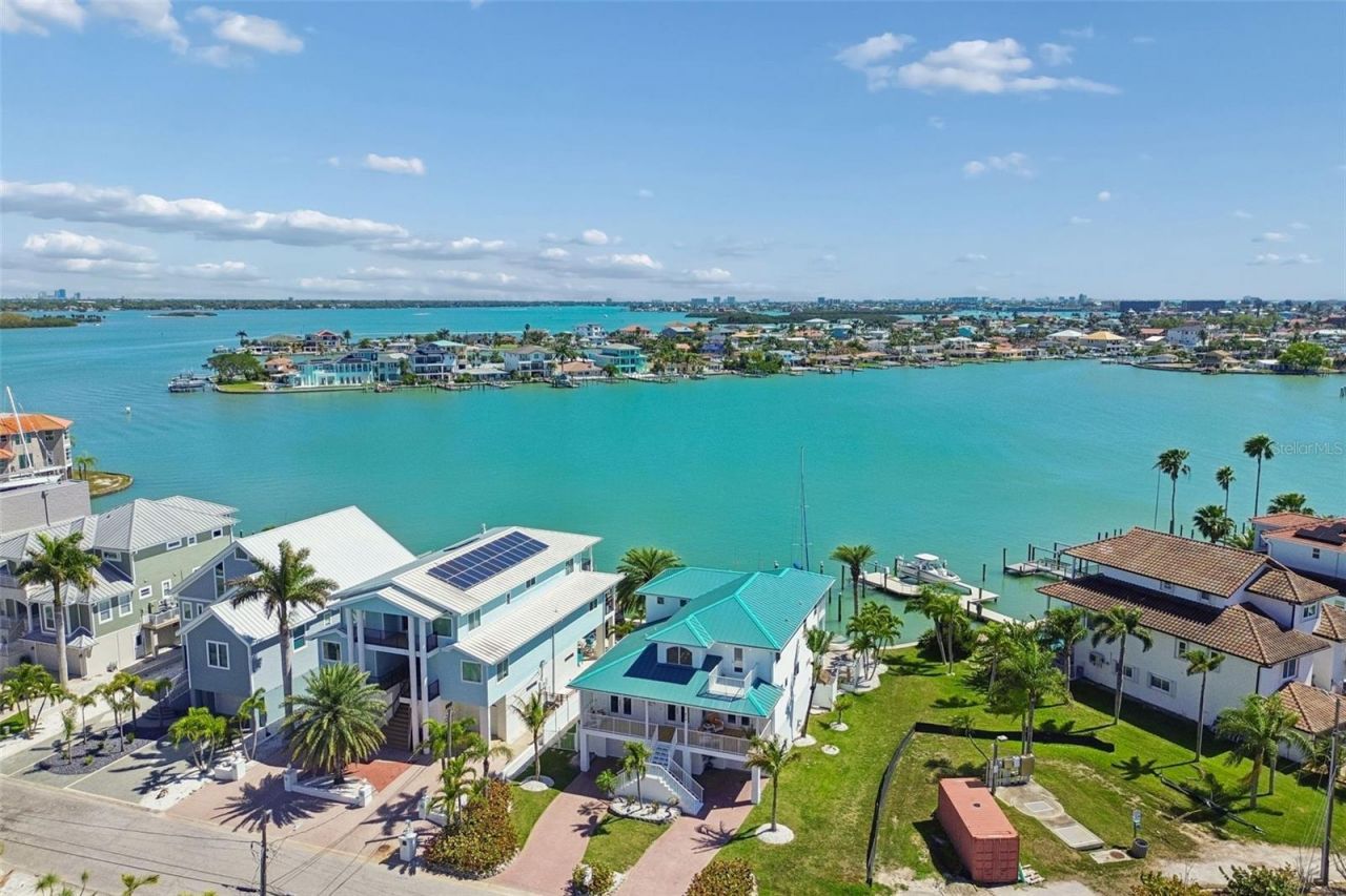 874 Bay Point Drive, Madeira Beach, FL 33708 Photo