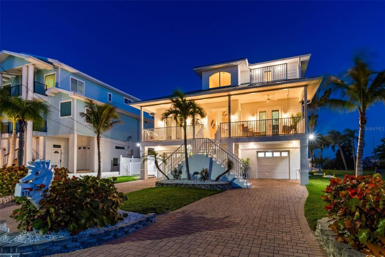 874 Bay Point Drive, Madeira Beach, FL 33708 Photo