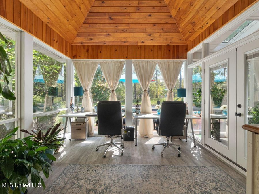 Property Image 36