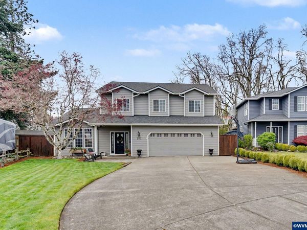 2113 Goldfinch Av SE, Stayton, OR 97383
