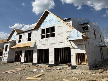 497 Greendell Bend, Unit 757-303, Fairborn, OH 45324