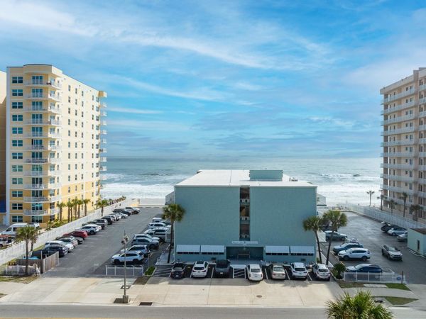 3727 S Atlantic Avenue, Unit 123, Daytona Beach Shores, FL 32118