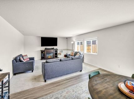 8982 Wolf River Drive, Reno, NV 89506 Photo