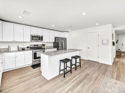 8982 Wolf River Drive, Reno, NV 89506 Photo