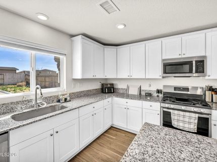 8982 Wolf River Drive, Reno, NV 89506 Photo