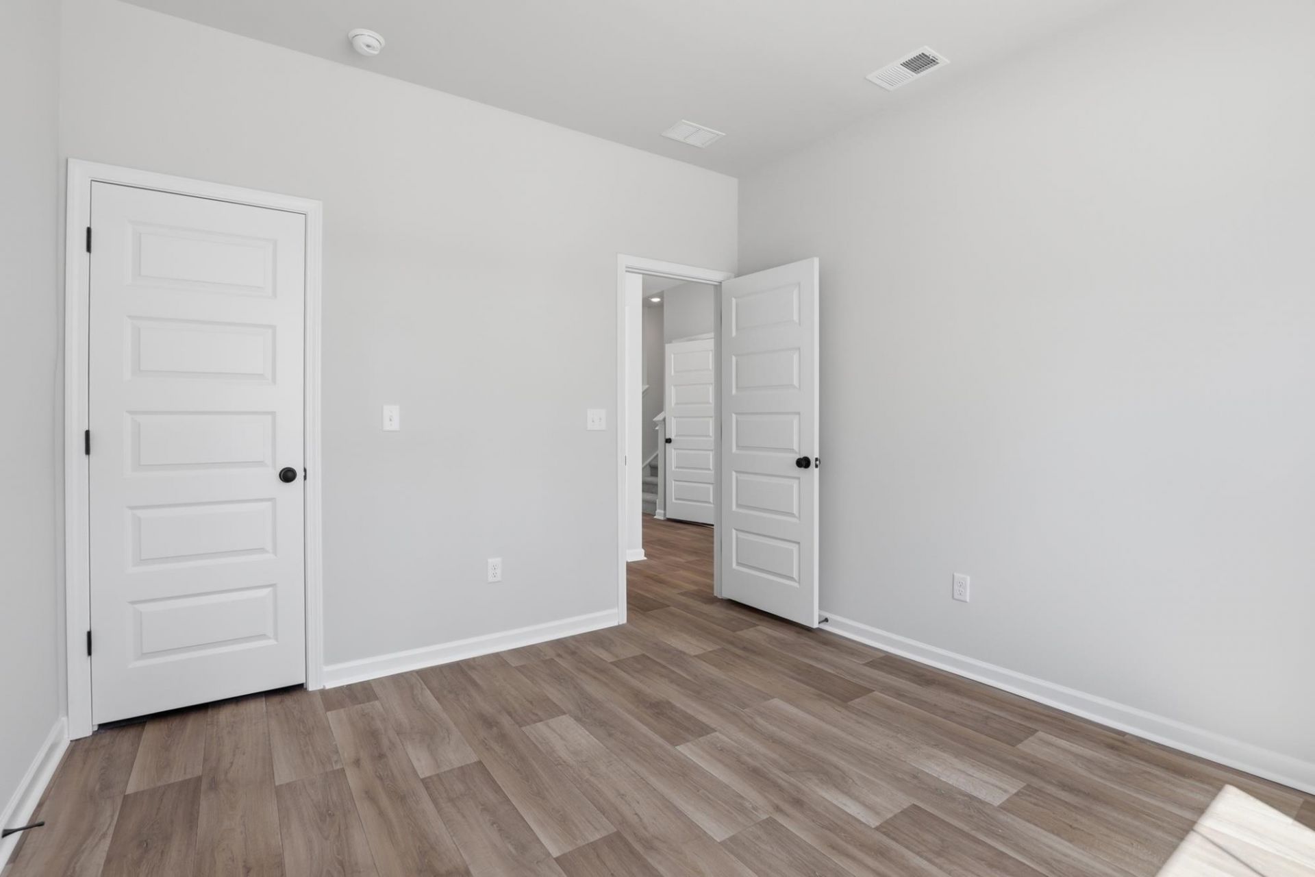 601 Southwind Way Photo 15