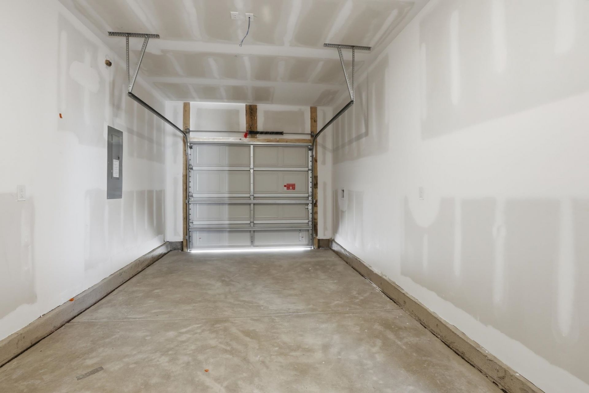 601 Southwind Way Photo 32