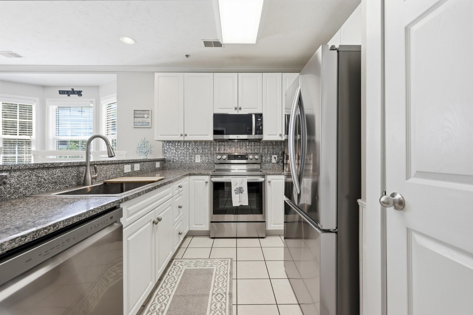 601 Hillside Dr. N Photo 10