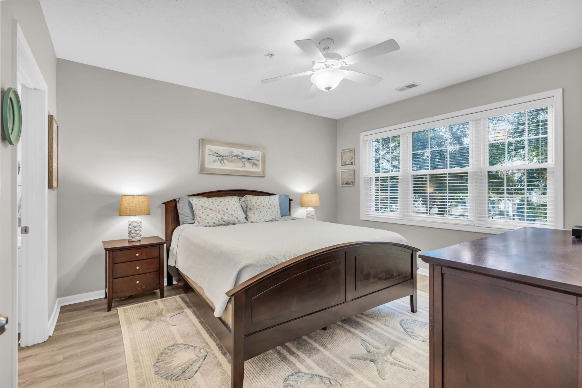 601 Hillside Dr. N Photo 22