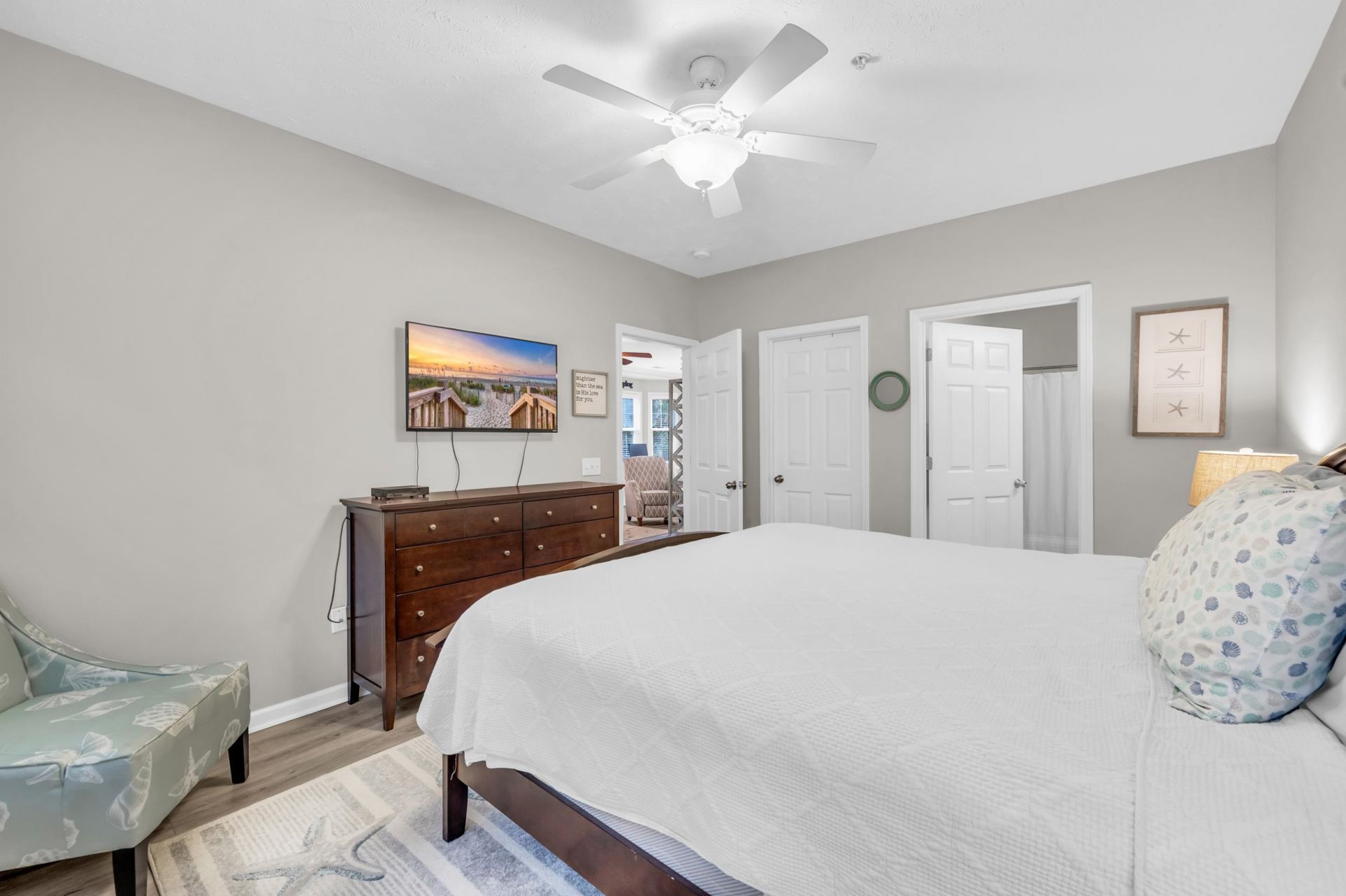 601 Hillside Dr. N Photo 23