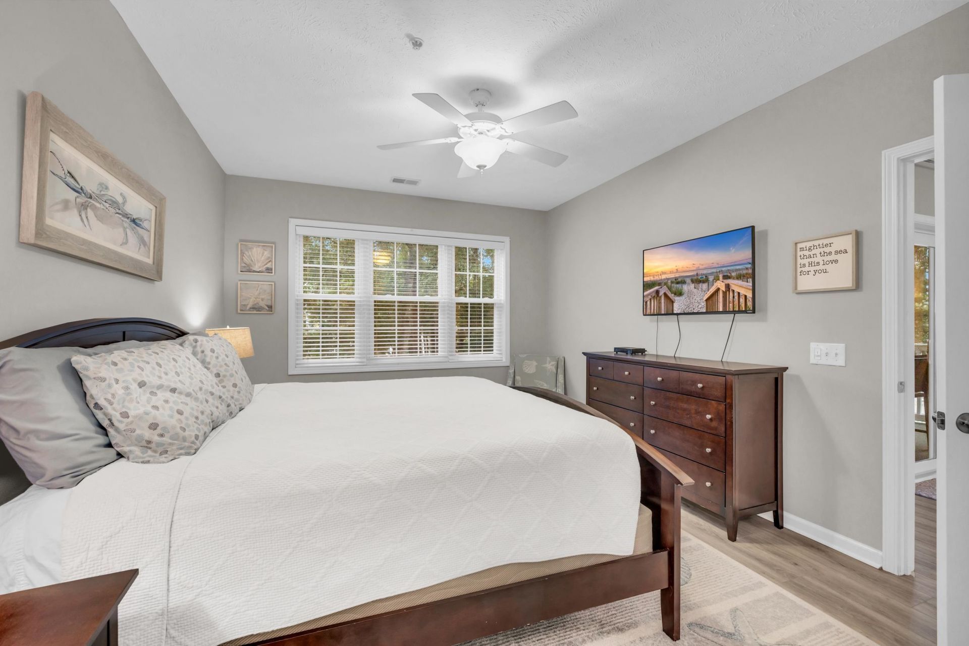 601 Hillside Dr. N Photo 25