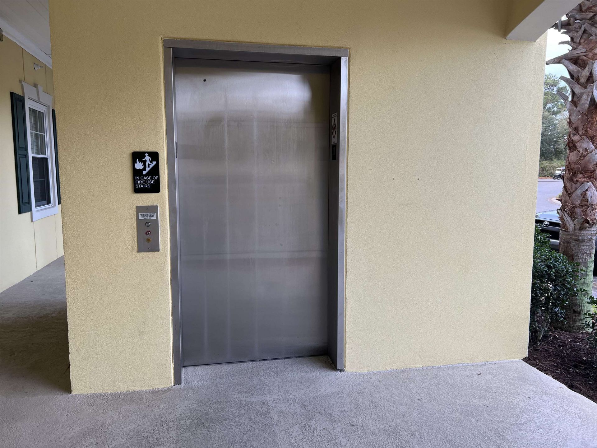 601 Hillside Dr. N Photo 31